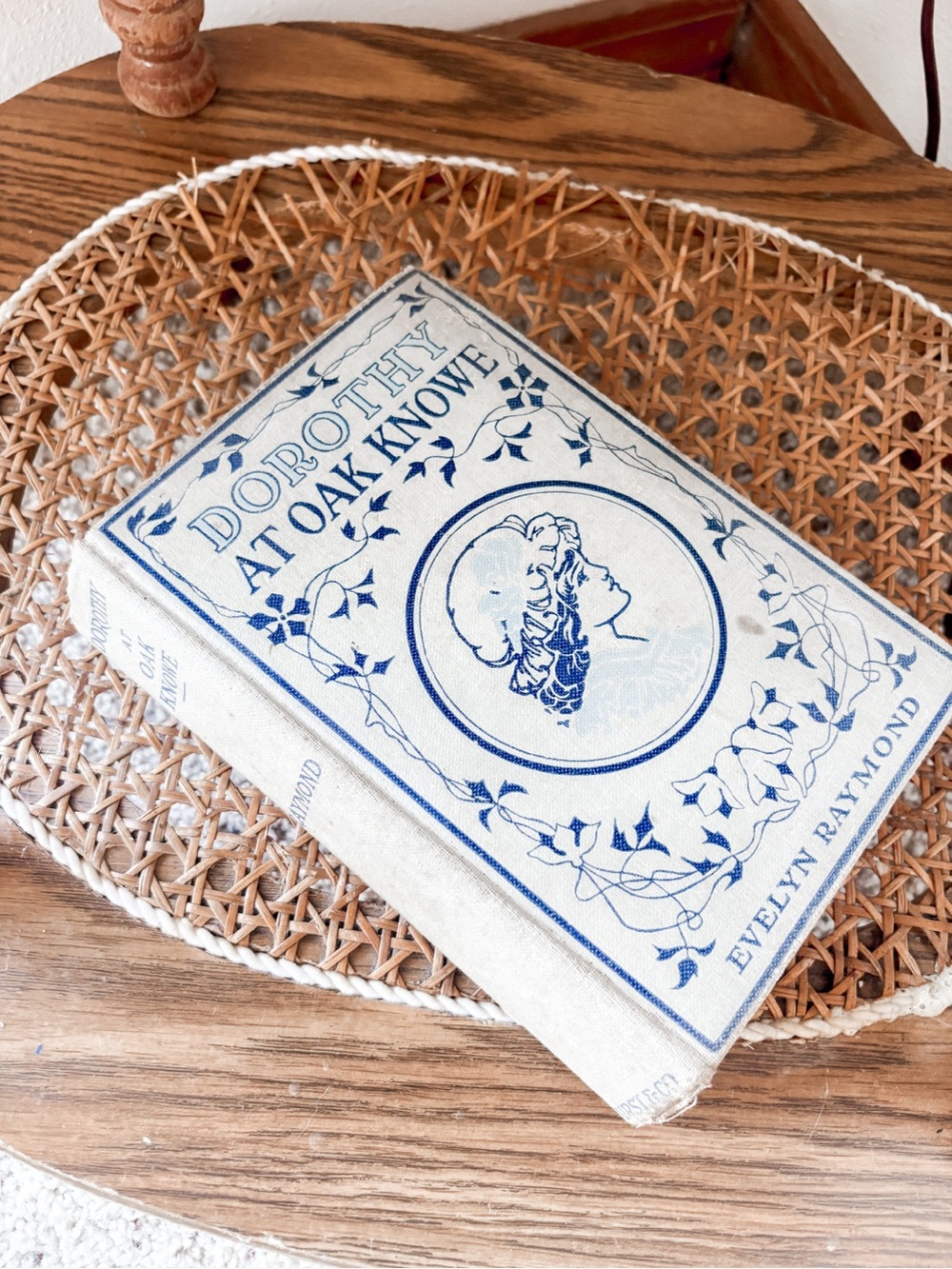 Vintage Blue and Green Hardcover Book - Dorothy at Oak Knowe